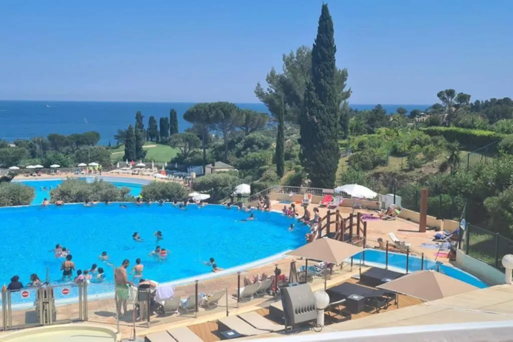 Apartment Appartement 2 Pieces Climatise En Rez-De-Jardin Cap Esterel Agay Saint-Raphaël