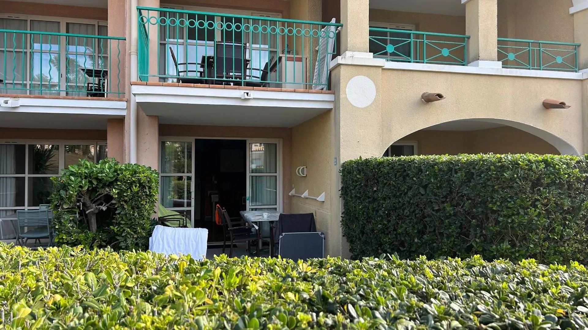 Appartement 2 Pieces Climatise En Rez-De-Jardin Cap Esterel Agay Saint-Raphaël França