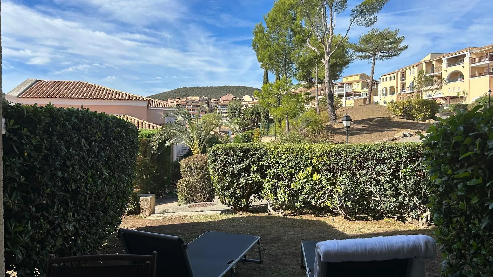 Apartment Appartement 2 Pieces Climatise En Rez-De-Jardin Cap Esterel Agay Saint-Raphaël